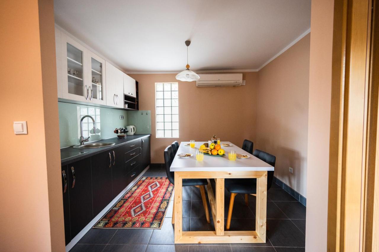Duplex Apartment For Up To 12 People- Old Town SJJ Eksteriør billede